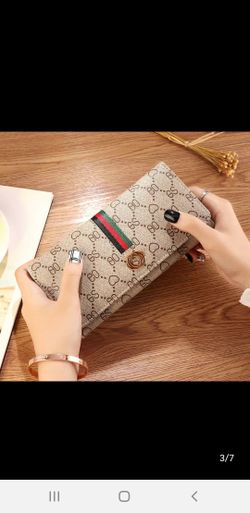 Big wallet simple soft banknotes tide.