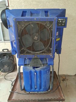 Portable swamp cooler