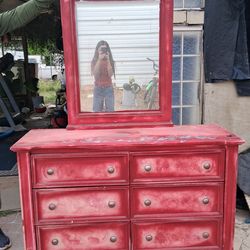 Chest of droge chest of drows