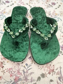 Green Alpombra Velvet Beaded Women's Sandals