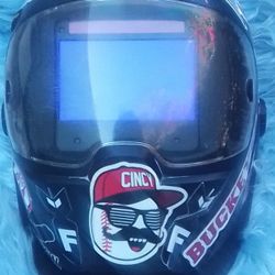 Welders Helmet With Touch Screen Color Shader