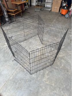 Wire Dog Kennel