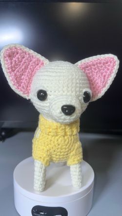 Crochet chihuahua