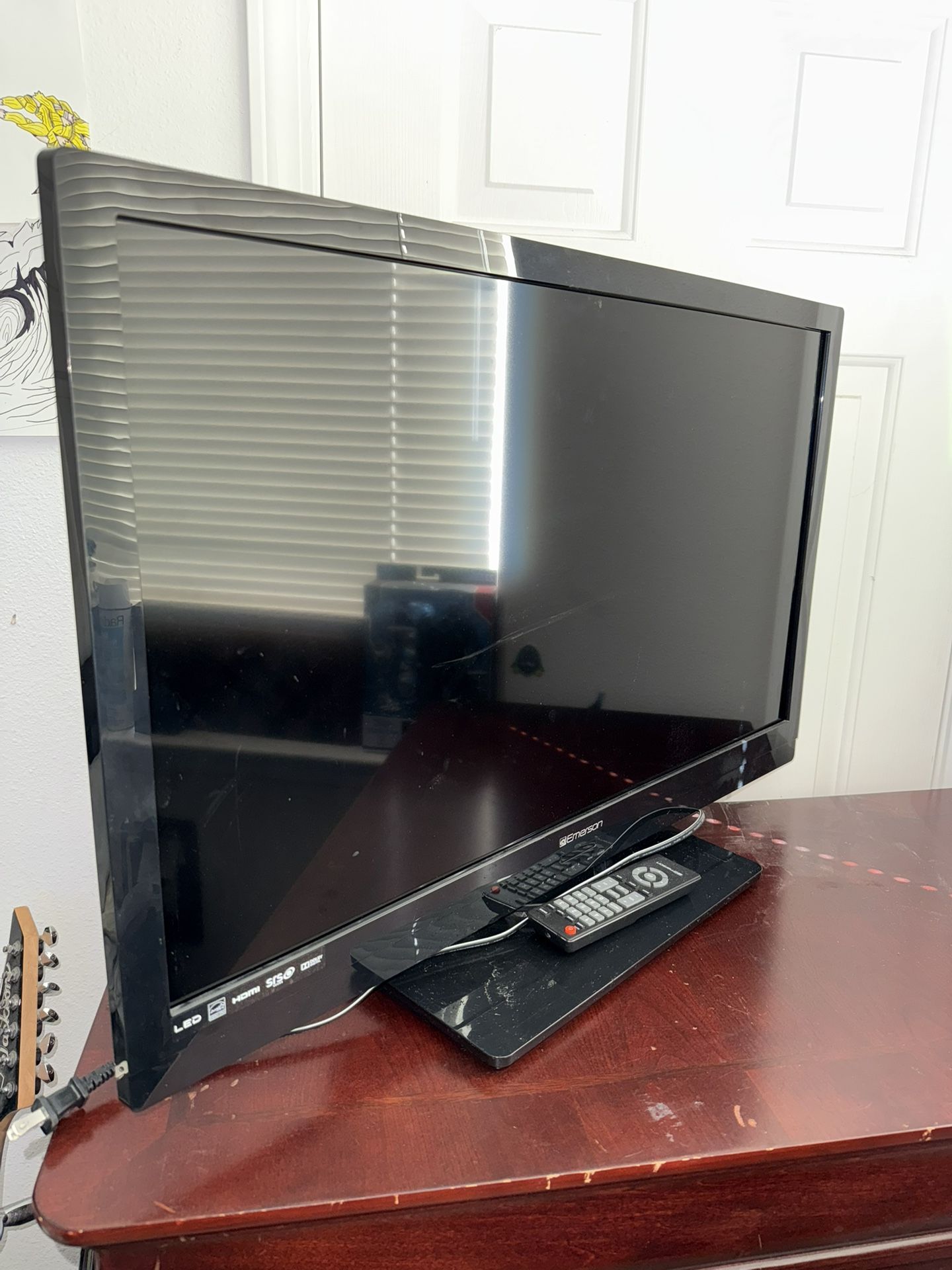 Emerson Tv 