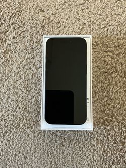 Unlocked iPhone 16 Pro- Black titanium- 256gb- great condition