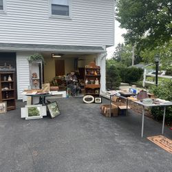 Garage Sale 30 Sparrowbush Road South Sunday 6/29
