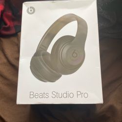 Beats Studio Pro