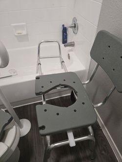 Sliding transfer bench