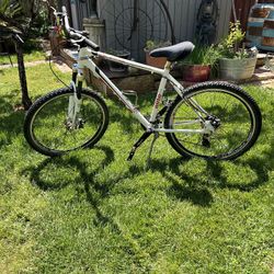 KHS 24 Speed Mountain Bike 