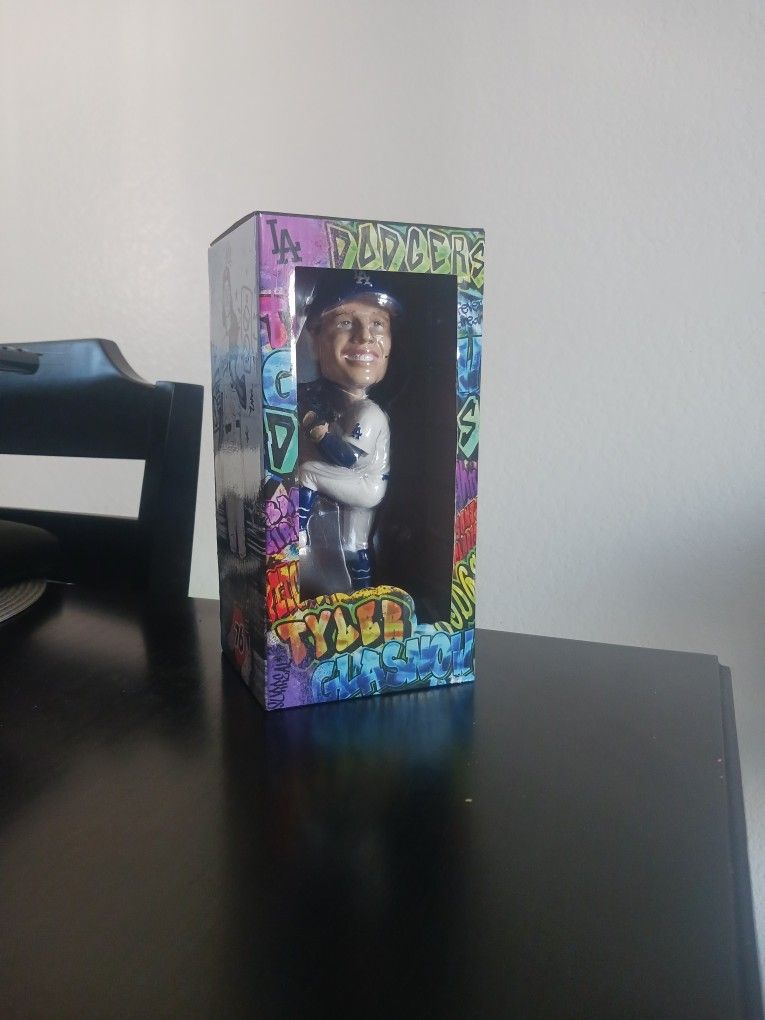 Tyler Glasnow Bobblehead (Limited Edition)