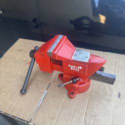 Bench Vise 