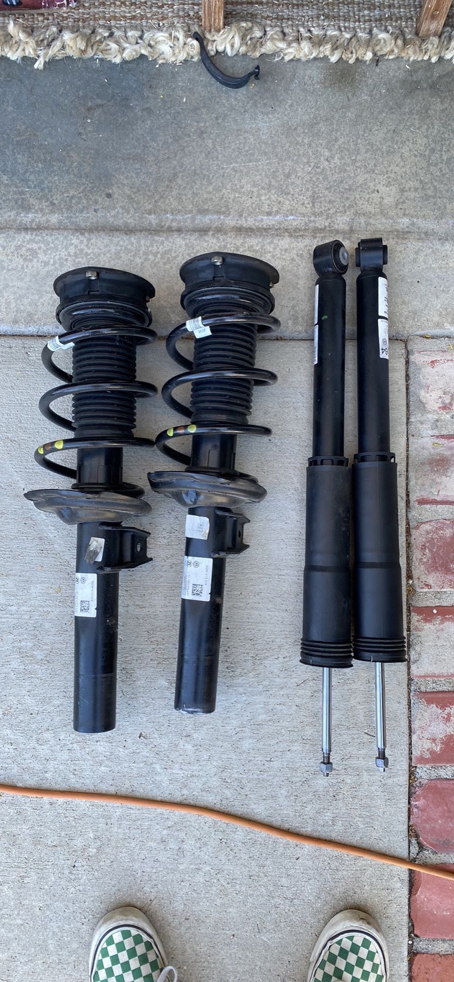 Volkswagen Taos OEM Suspension