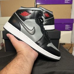 Jordan 1 Mid Shadow Red 
