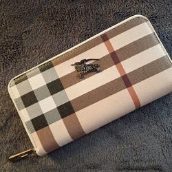 BRAND NEW!!!NEVER USED!!!AUTHENTIC!!!