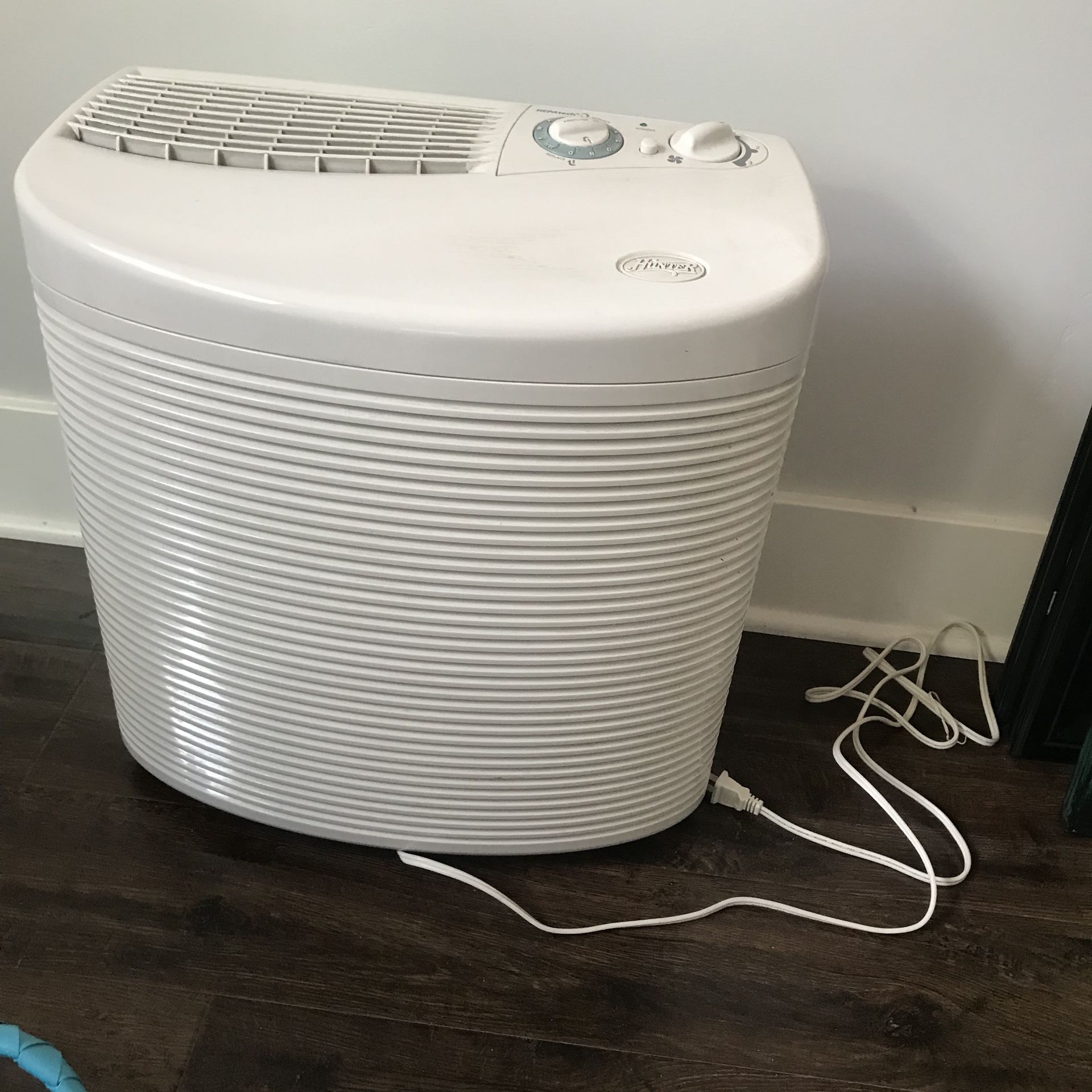 Hunter 30251 HEPAtech Air Purifier
