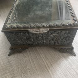 1800’s Hartford silver Company quad plate 2555 jewelry box