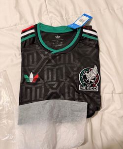 Adidas Mexico Soccer Jersey Size Large also medium
