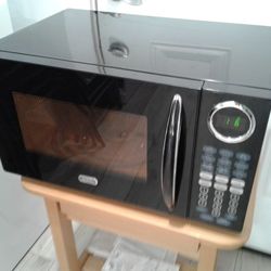Microwave 900 Watts 