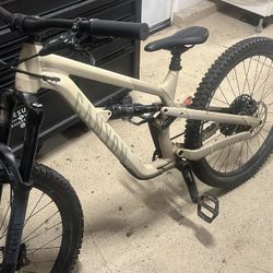 2024 Canyon Spectral 4 27.5