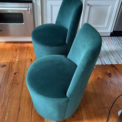 2 Ofelia Hunter Green Velvet Swivel Dining Chair