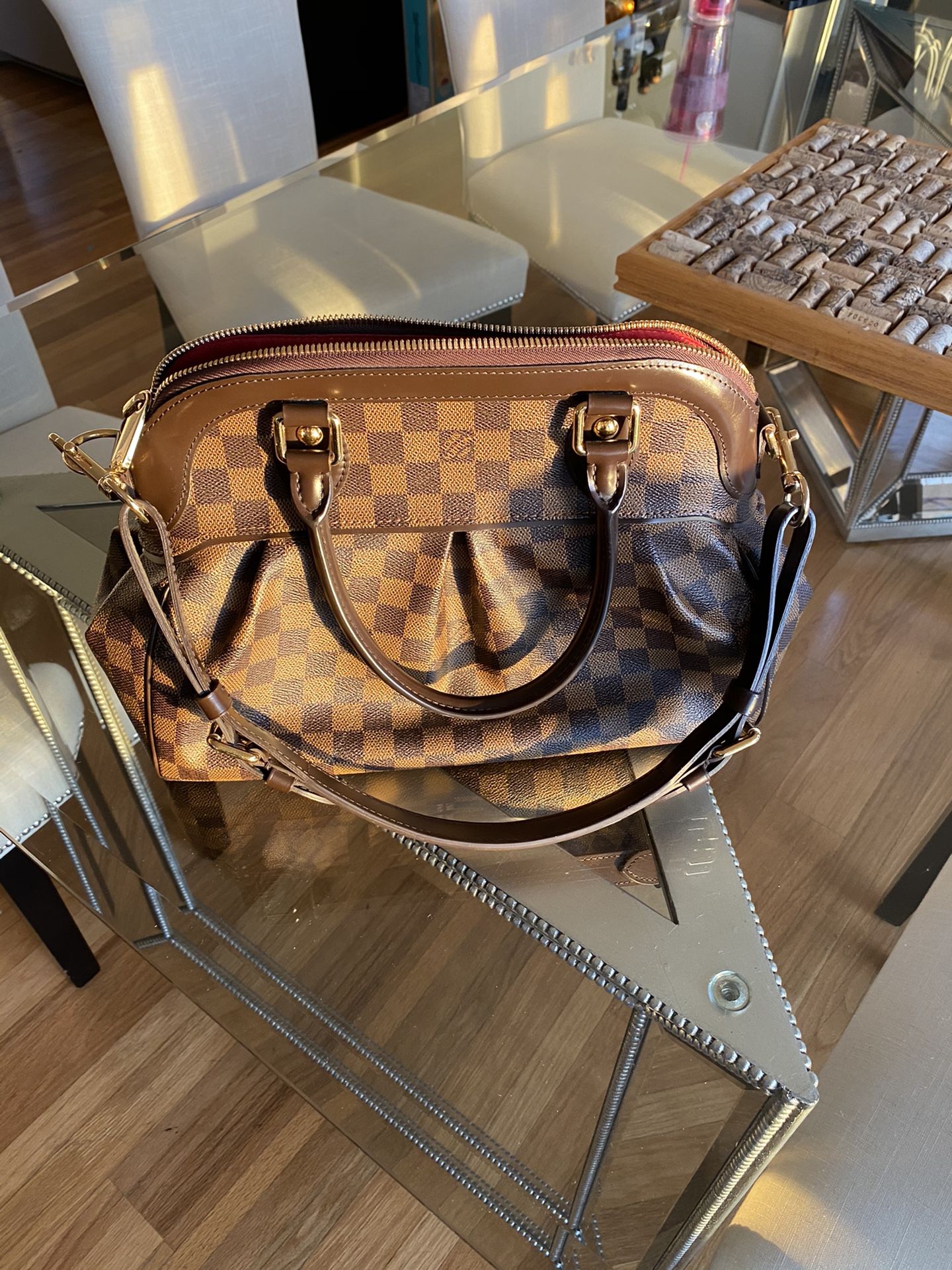 Louis Vuitton trevi pm for Sale in San Clemente, CA - OfferUp