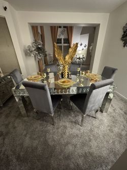 Dining Room Set 
