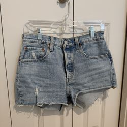 Levi High Waist Jeans