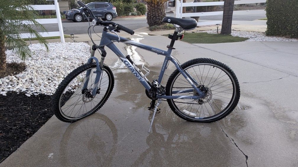 Giant Yukon Mountain Bike Aluxx Butted Alloy Tubing