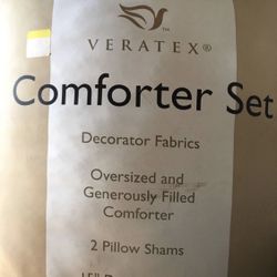 LIKE NEW RED AND GOLD KING HEAVYWEIGHT COMFORTER