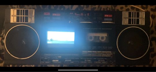 🔥 RARE 1986 Lennox Sound TV-36 Vintage CRT Boombox — Fully Working TV / Radio / Cassette — Coax Ready! 🔥  Price  $220