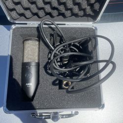 AKG Professional Microphone 