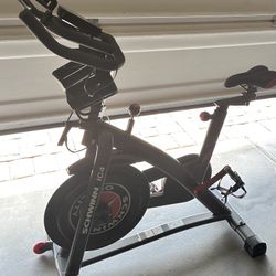 Schwinn IC4 Indoor Cycling Bike