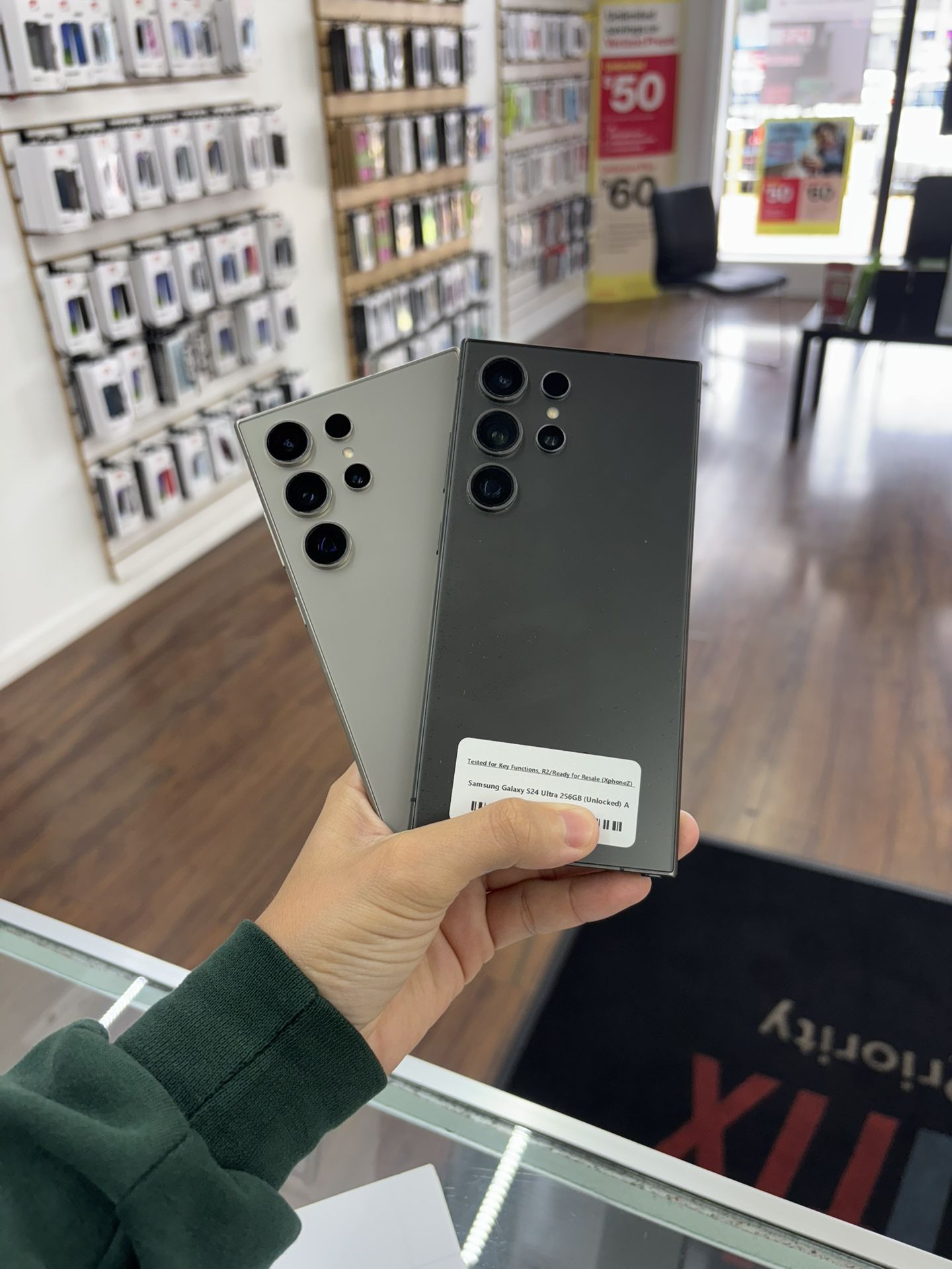 Samsung S24 Ultra Unlocked 256gb $99 Down