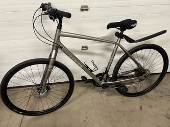 Trek Verve 3 Disc Bike