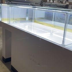 Jewelry showcases 