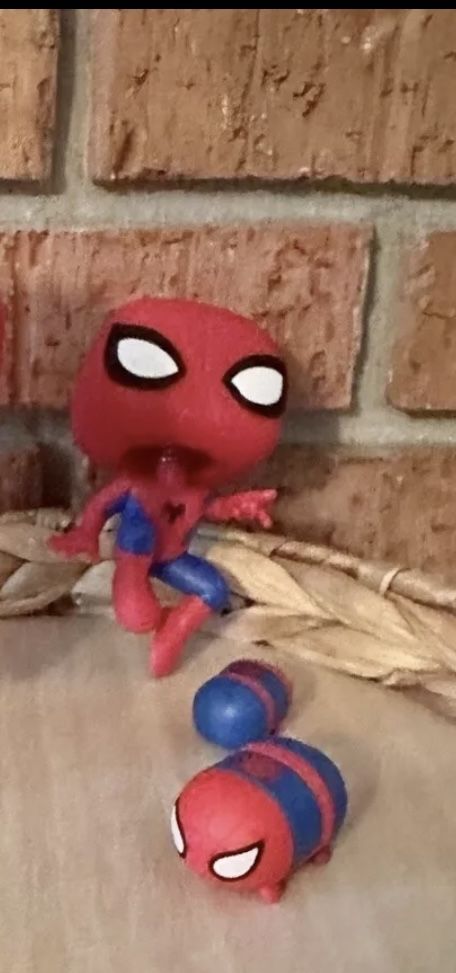 Funko Spiderman Lot of 3 Funko Pop Tsum Tsum & Micro Red & Blue