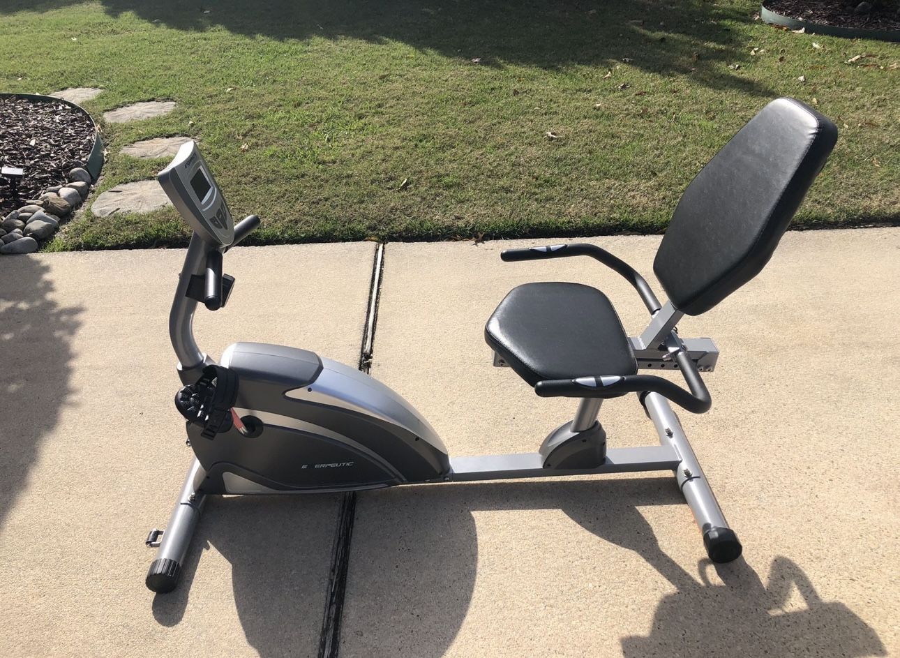 Recumbent bike Exerpelitic