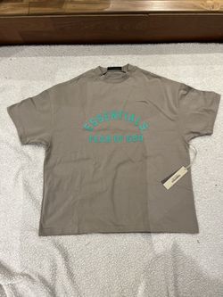 Essentials Tan T-Shirt oversized new with tag Essentials Size: S