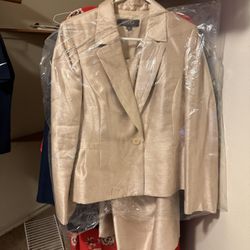 Beautiful Woman’s Dress Suit