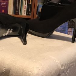 TMPO? Heels Black 7.5 Excellent Condition 