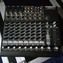 Mackie®  1202VLZ-PRO Compact Mixer
