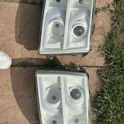 07-13 Silverado Custom Headlights 