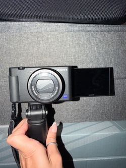 Sony ZV-1 4K Vlogging Camera