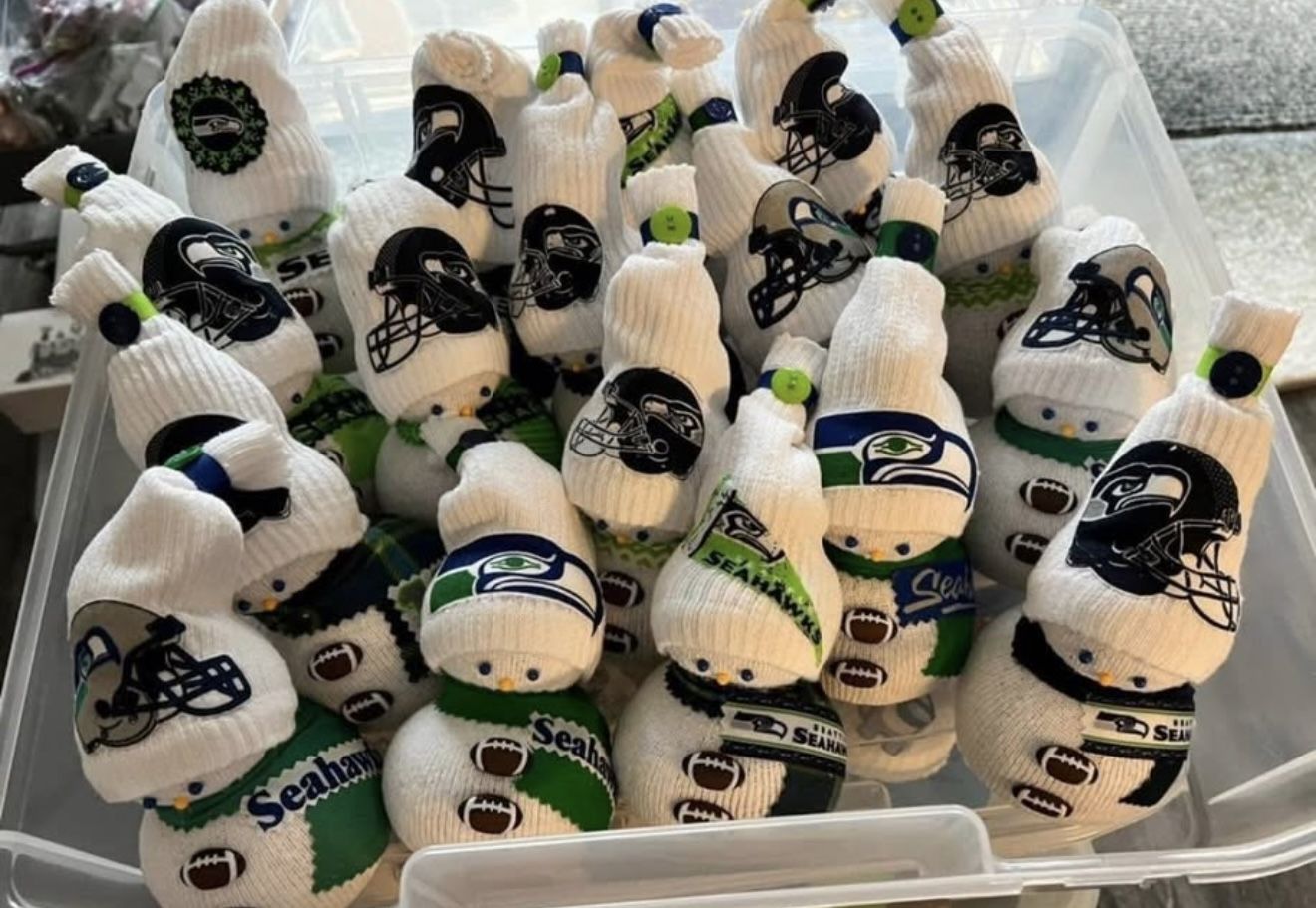 New Handmade Seattle Seahawks Snowmen