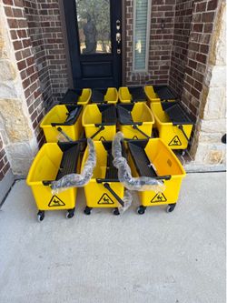 Rubbermaid HYGEN press Wring Bucket