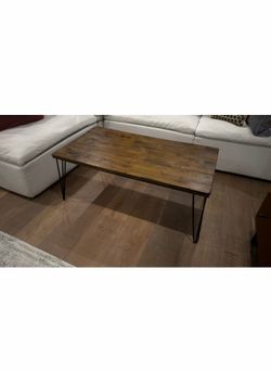 Coffee Table, like new!