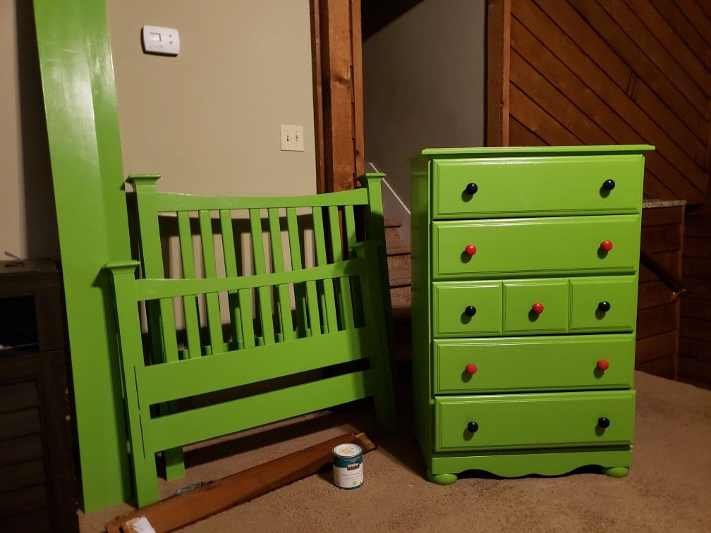 Twin Bed Set With Dresser
