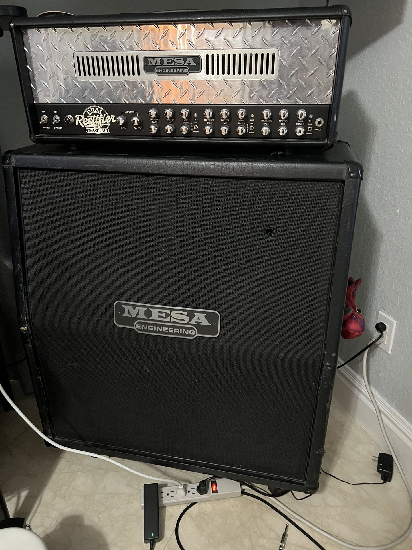 mesa boogie dual rectifier guitar amp and 4x12 oversized csb