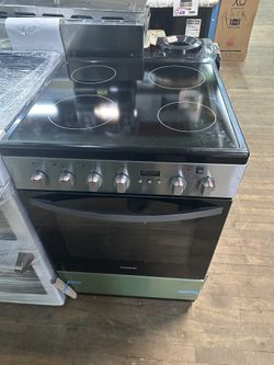 Frigidaire 24” Freestanding Electric Range