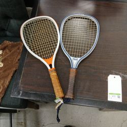 VINTAGE TENNIS RACKET